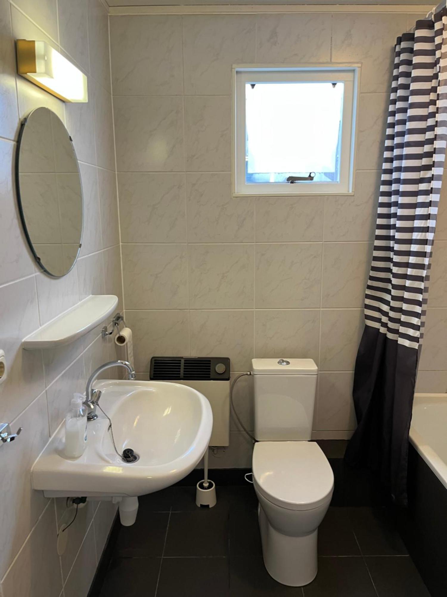 Appartement Anker Hollum  Exteriör bild