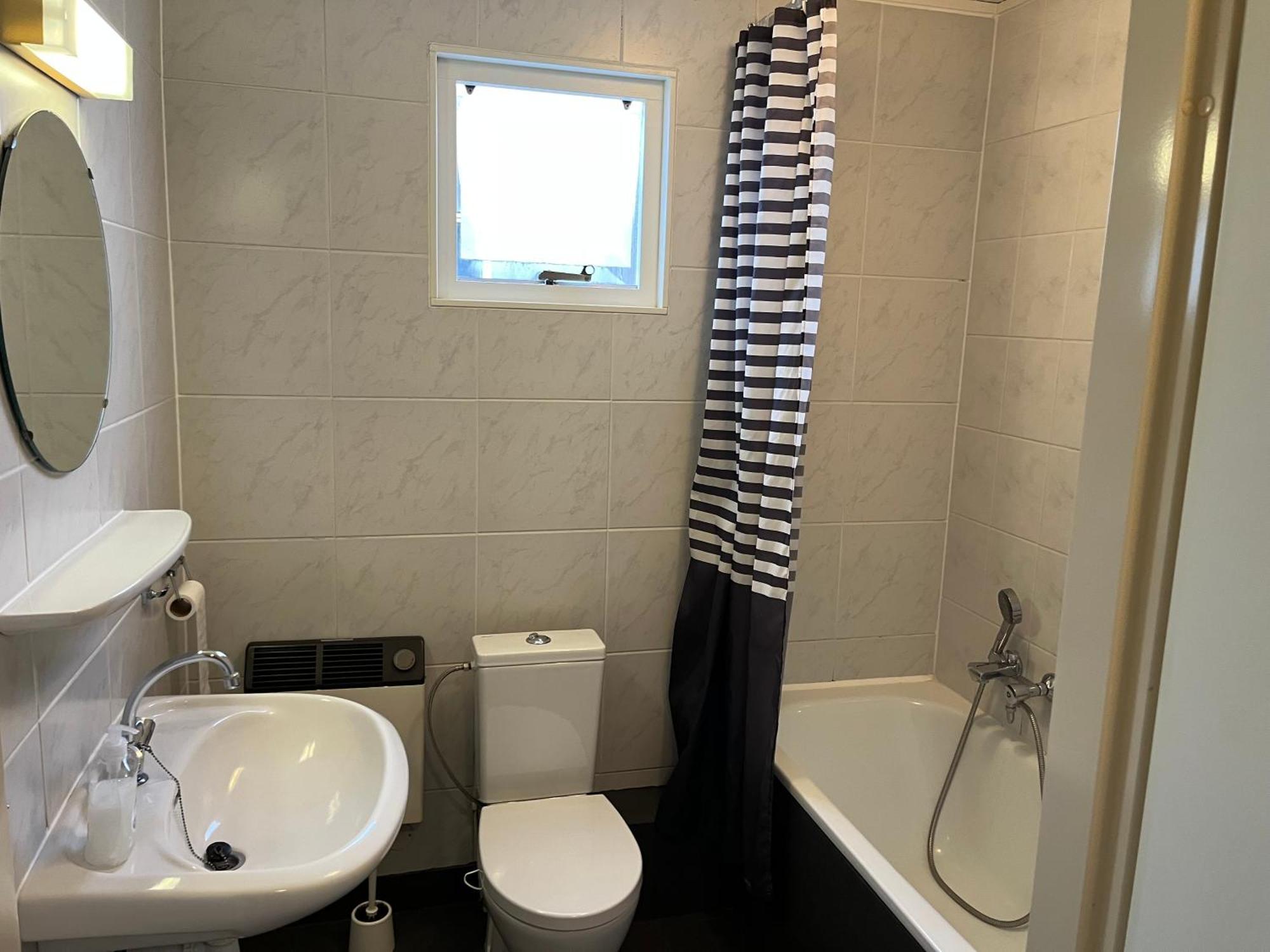 Appartement Anker Hollum  Exteriör bild